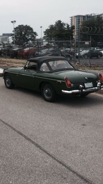 1971 MG MGB - photo 2