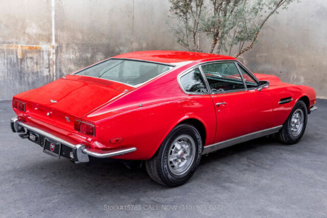 1971 ASTON MARTIN DBS Saloon - photo 6