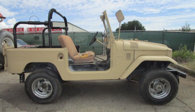 1971 Toyota Land Cruiser FJ40 - photo 6