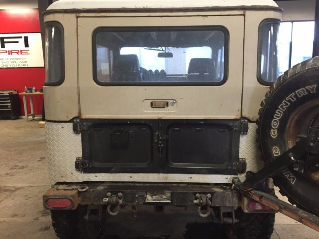 1971 Toyota Land Cruiser FJ40 - photo 10