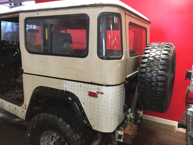 1971 Toyota Land Cruiser FJ40 - photo 11
