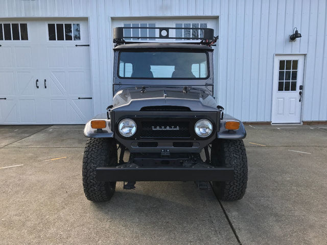 1971 Toyota Land Cruiser Fresh Restoration! Power Steering, V8, New Tires a - photo 3