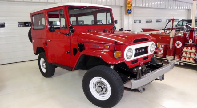 1971 Toyota Land Cruiser FJ40 1949 Miles Red SUV 3.9 L Manual 3-Speed Floor 1971 Toyota Land Cruiser FJ40