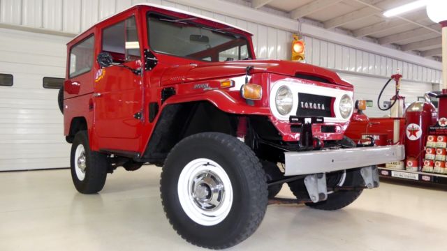 1971 Toyota Land Cruiser FJ40 - photo 3
