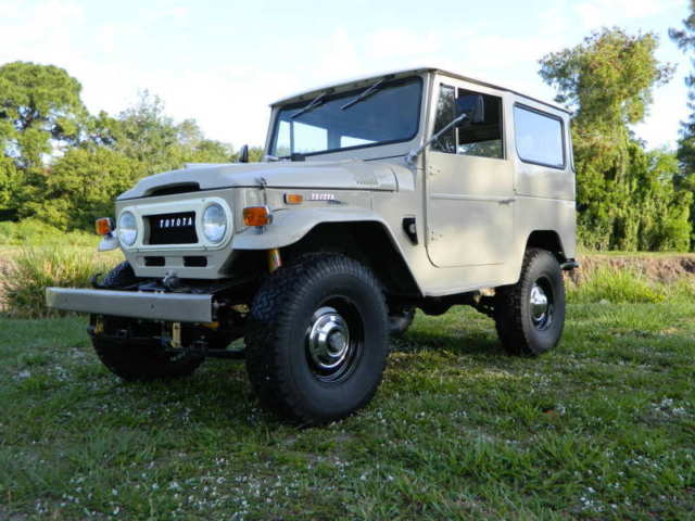 1971 Toyota Land Cruiser - photo 2