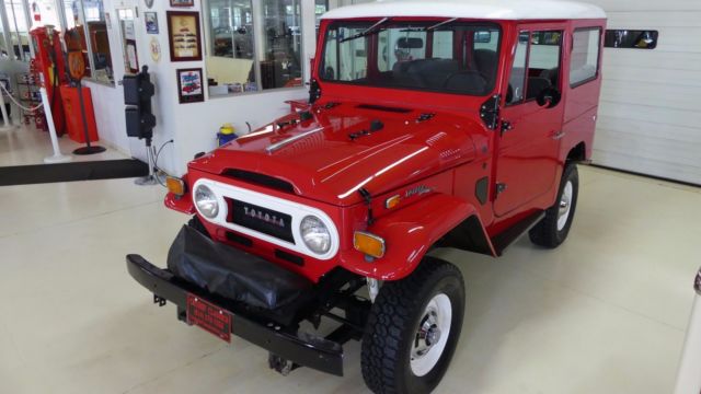 1971 Toyota Land Cruiser FJ40 - photo 10