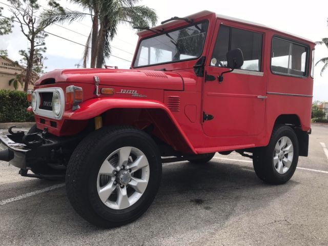 1971 Toyota Land Cruiser FJ40 80,816 Miles Red SUV 3.9 L Manual 4-Speed 1971 Toyota Land Cruiser FJ40