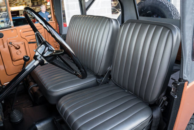 1971 Toyota Land Cruiser FJ40 - photo 12