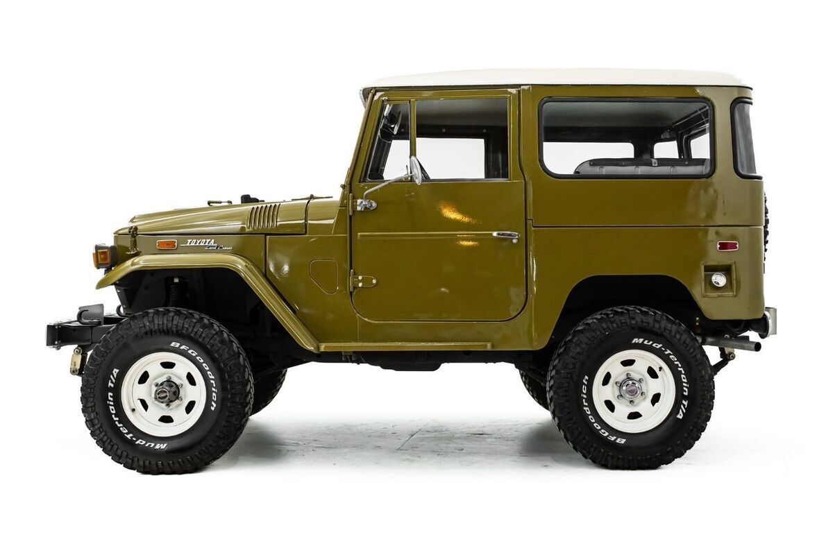 1971 Toyota Land Cruiser Recently Restored with Many Upgrades - photo 9