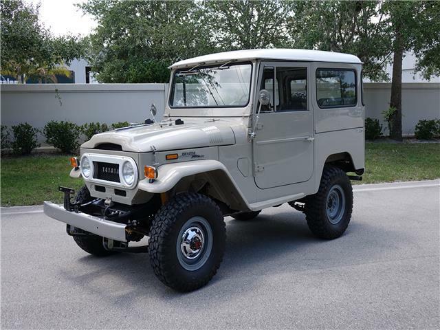 1971 Toyota Land Cruiser -- - photo 7