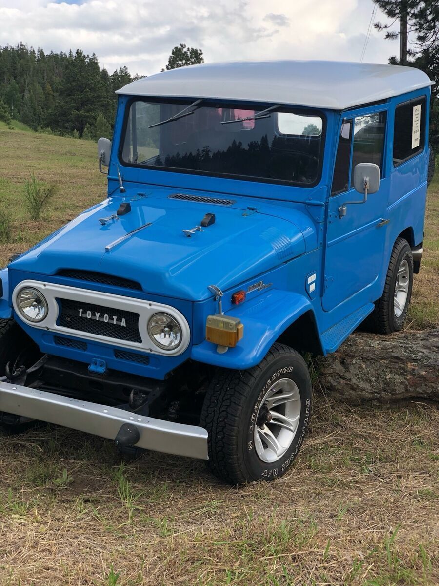 1971 Toyota Land Cruiser FJ40 6 cyl 4x4 SUV - photo 3