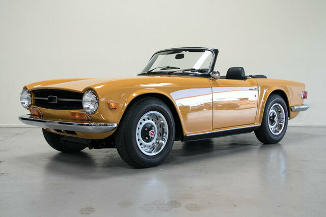 1971 Triumph TR-6 Petrol Injected Model - photo 3