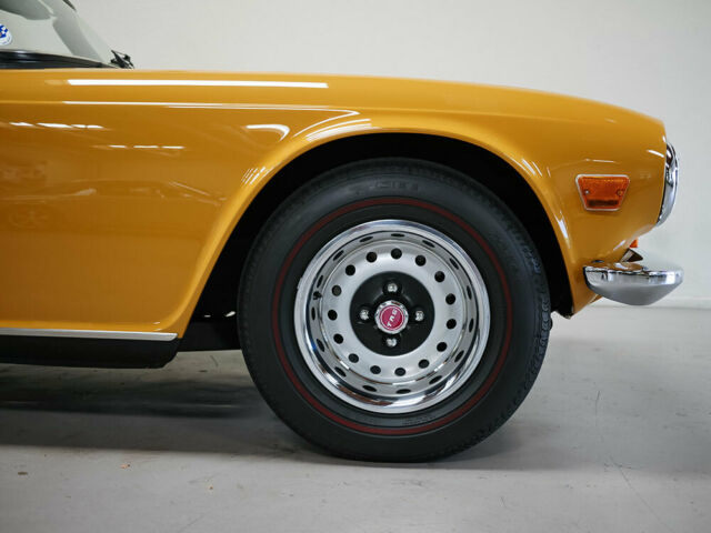1971 Triumph TR-6 Petrol Injected Model - photo 8