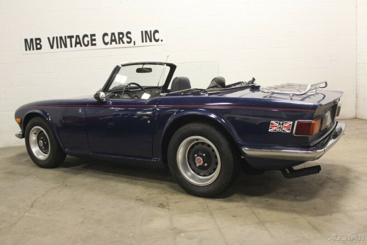 1971 Triumph TR-6 Convertible - photo 9