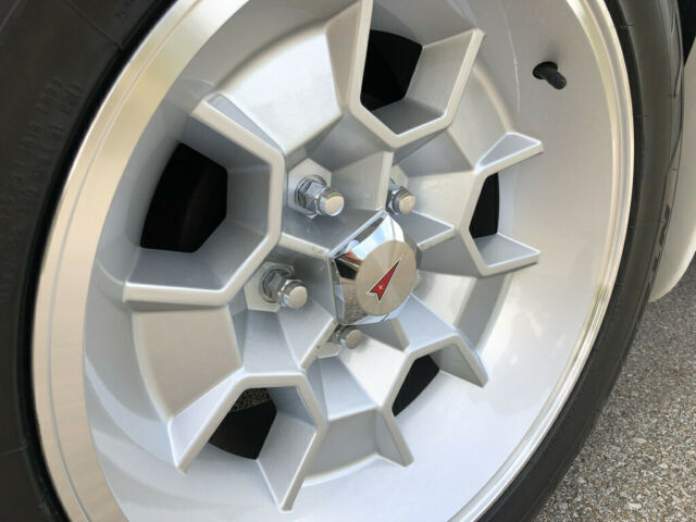1971 Pontiac Trans Am 455 HO - 4spd, 400hp, PHS, Cameo White, 1 of 885 - photo 7