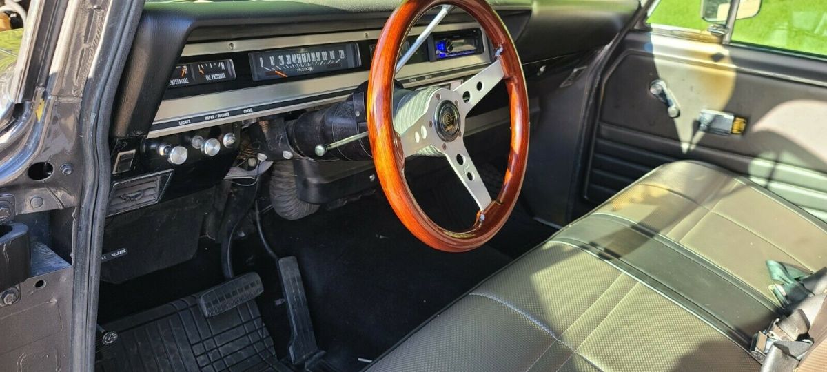 1971 International Harvester Travelall - photo 6