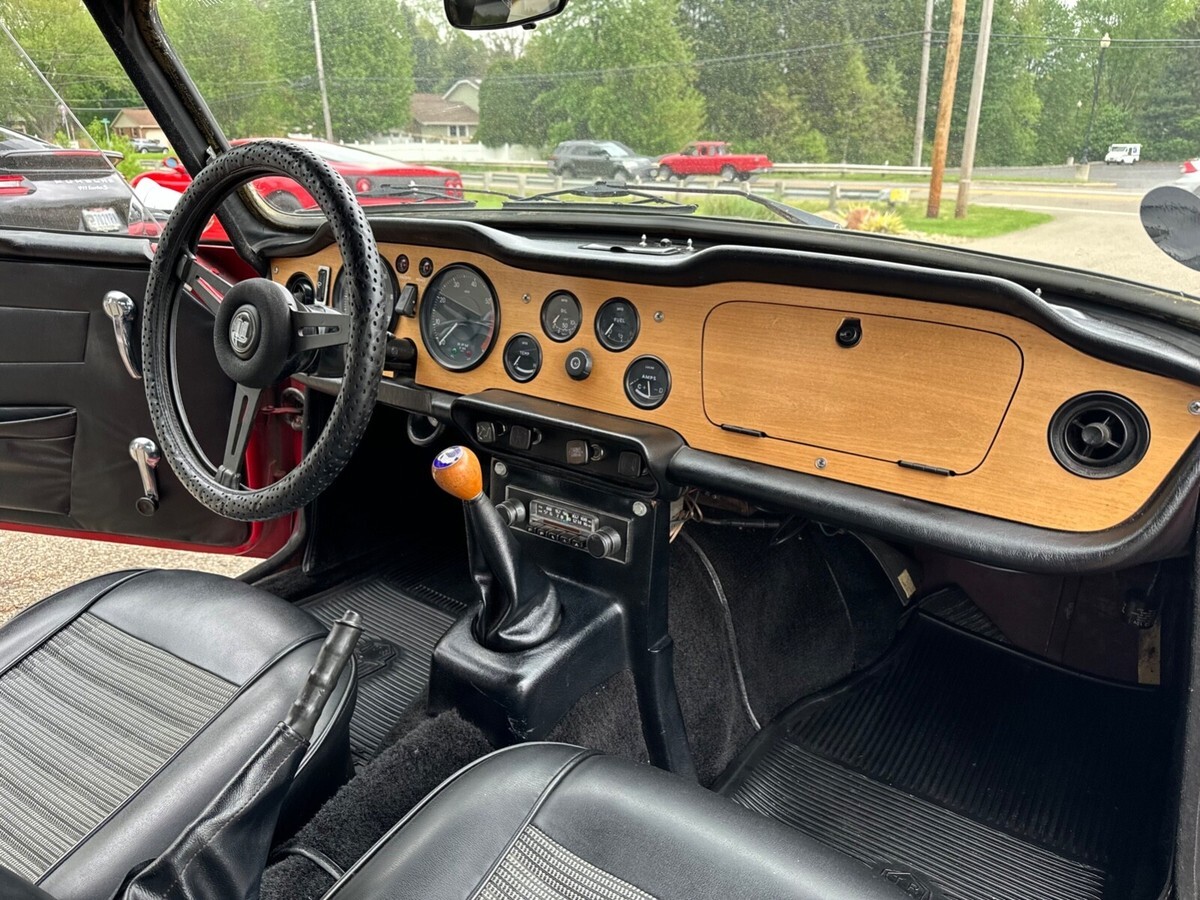 1971 Triumph TR-6 - photo 8