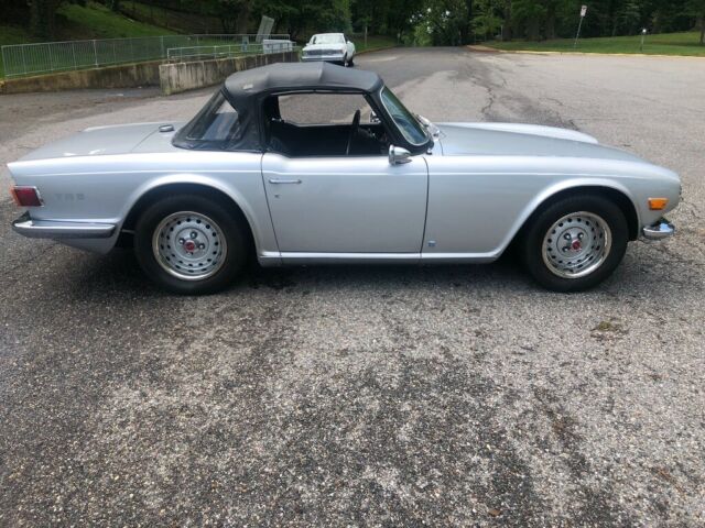 1971 Triumph TR-6 - photo 6