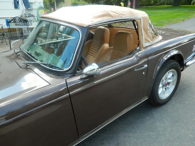 1971 Triumph TR-6 2 Door Convertible - photo 5
