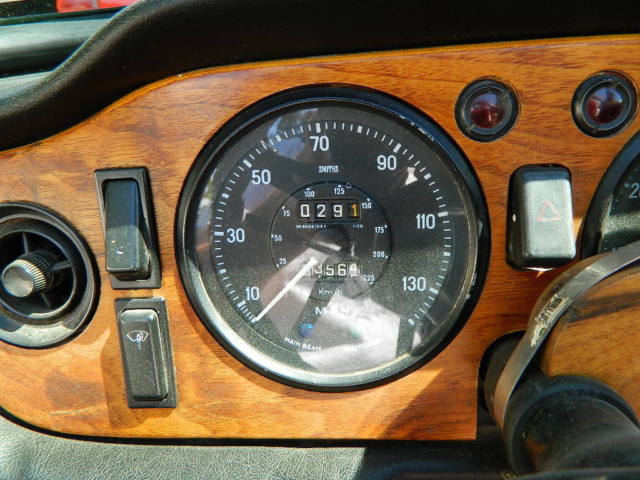 1971 Triumph TR-6 2 Door Convertible - photo 7