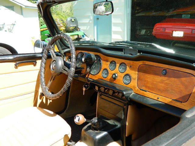 1971 Triumph TR-6 2 Door Convertible - photo 8