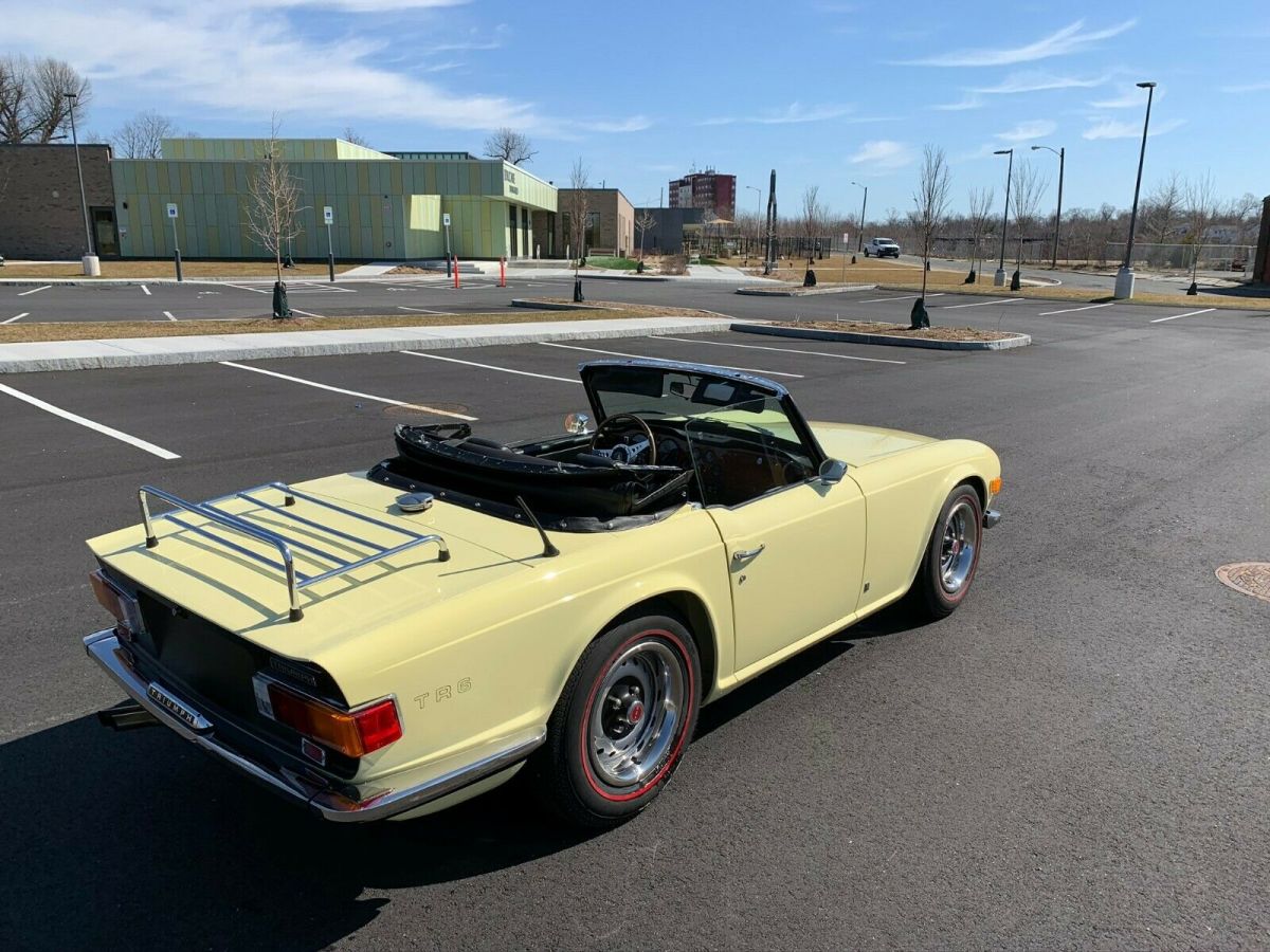 1971 Triumph TR-6 - photo 2