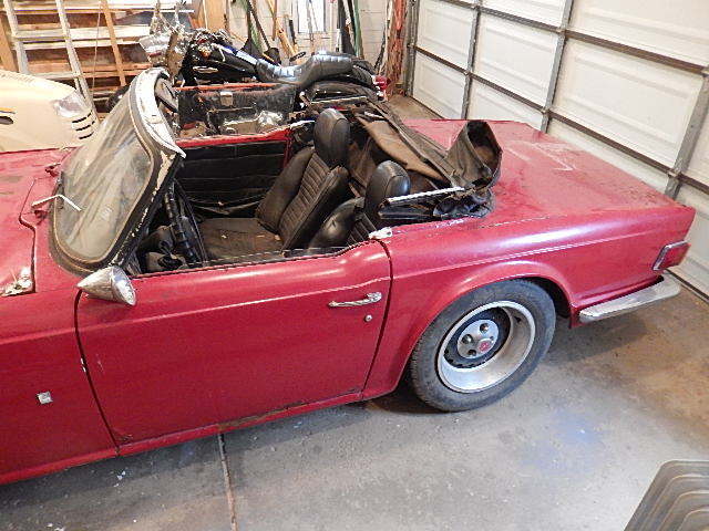 1971 Triumph TR-6 - photo 2