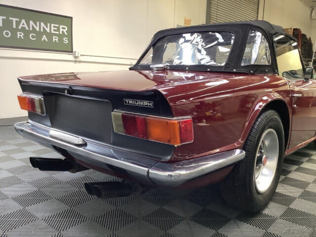 1971 Triumph TR-6 1971 TRIUMPH TR6. CLOTH TOP, TOP BOOT. 4-SPEED, STEEL WHEELS. - photo 10