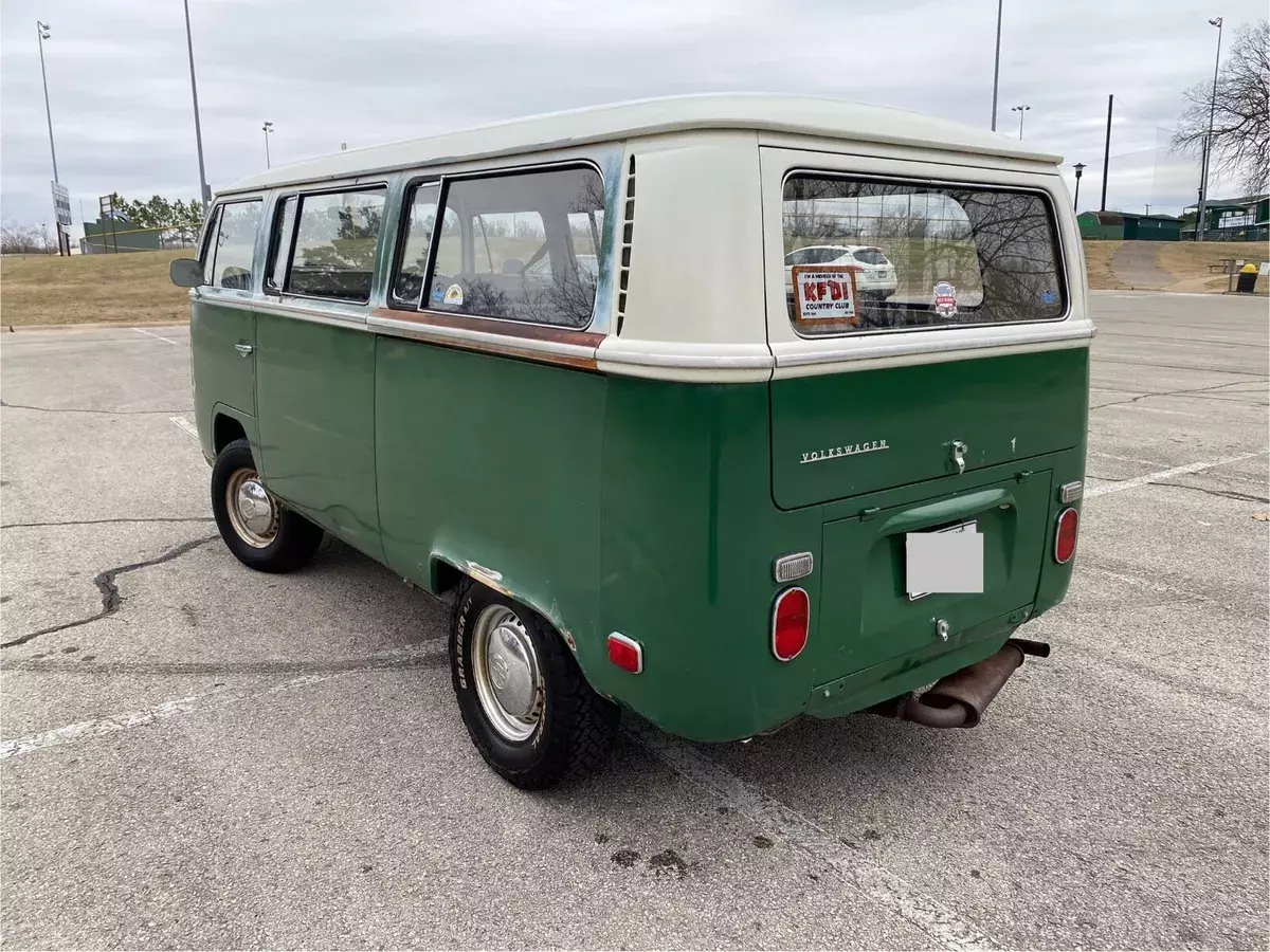 1971 Volkswagen Bus/Vanagon Deluxe