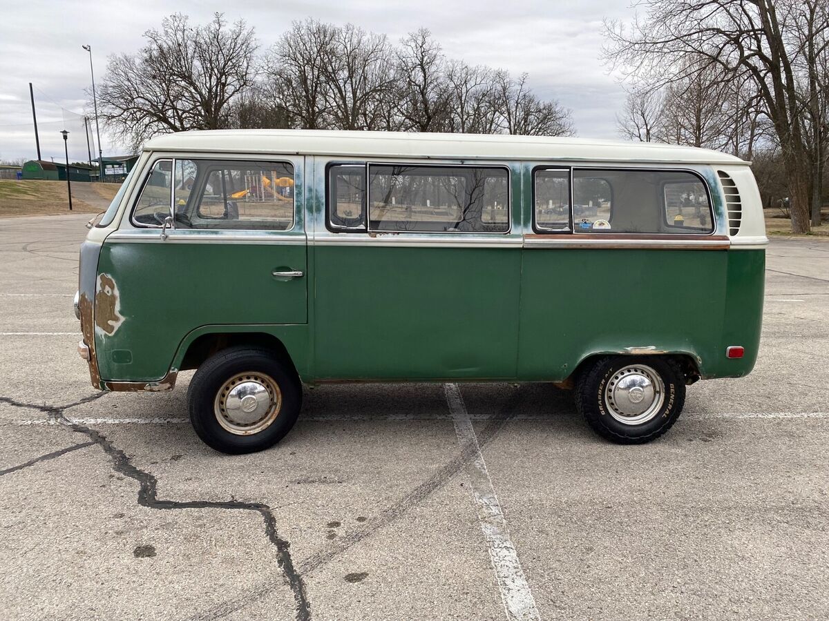 1971 Volkswagen Bus/Vanagon Deluxe - photo 2