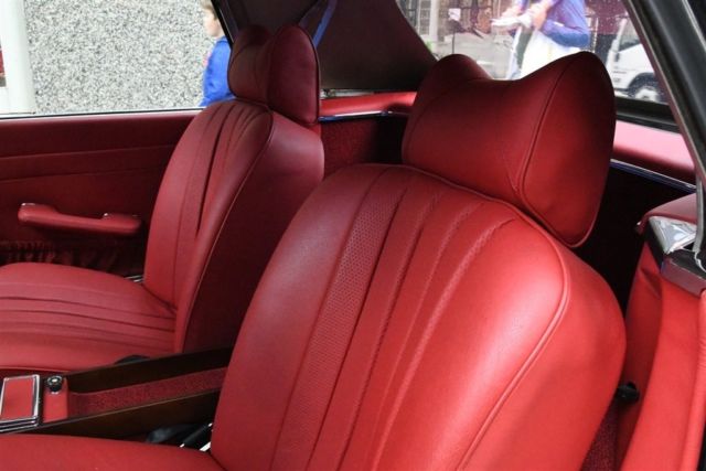 1971 Mercedes-Benz 200-Series - photo 9