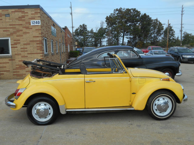 1971 Volkswagen Beetle - Classic 2-door beetle convertible - photo 4