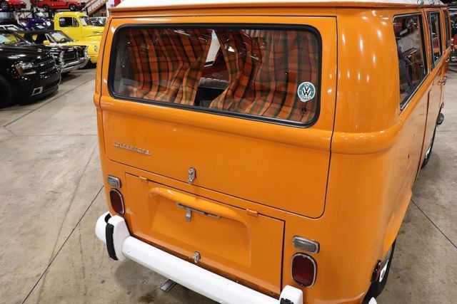 1971 Volkswagen Bus/Vanagon -- - photo 11