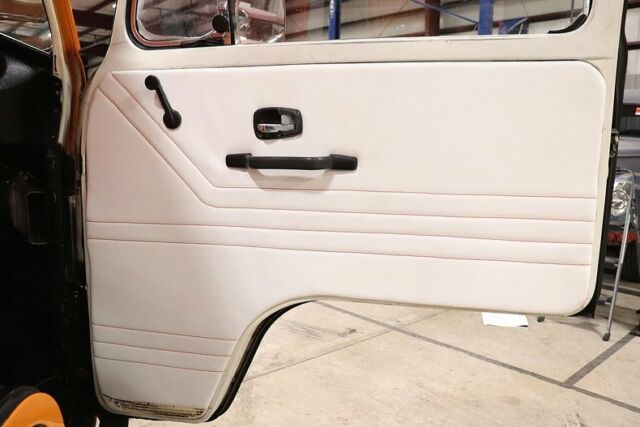 1971 Volkswagen Bus/Vanagon -- - photo 12