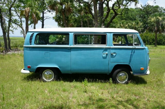 1971 Volkswagen Bus/Vanagon - photo 2