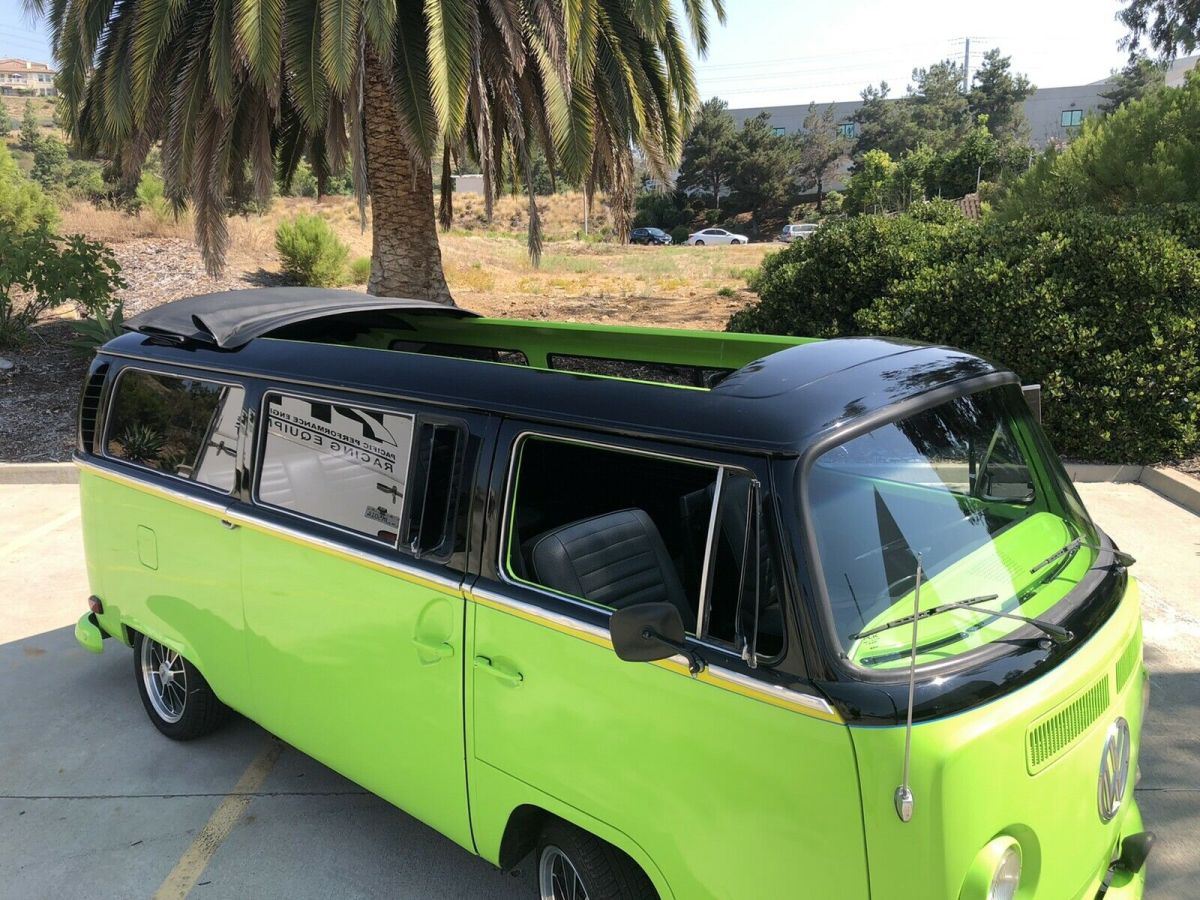 1971 Volkswagen Bus - photo 10