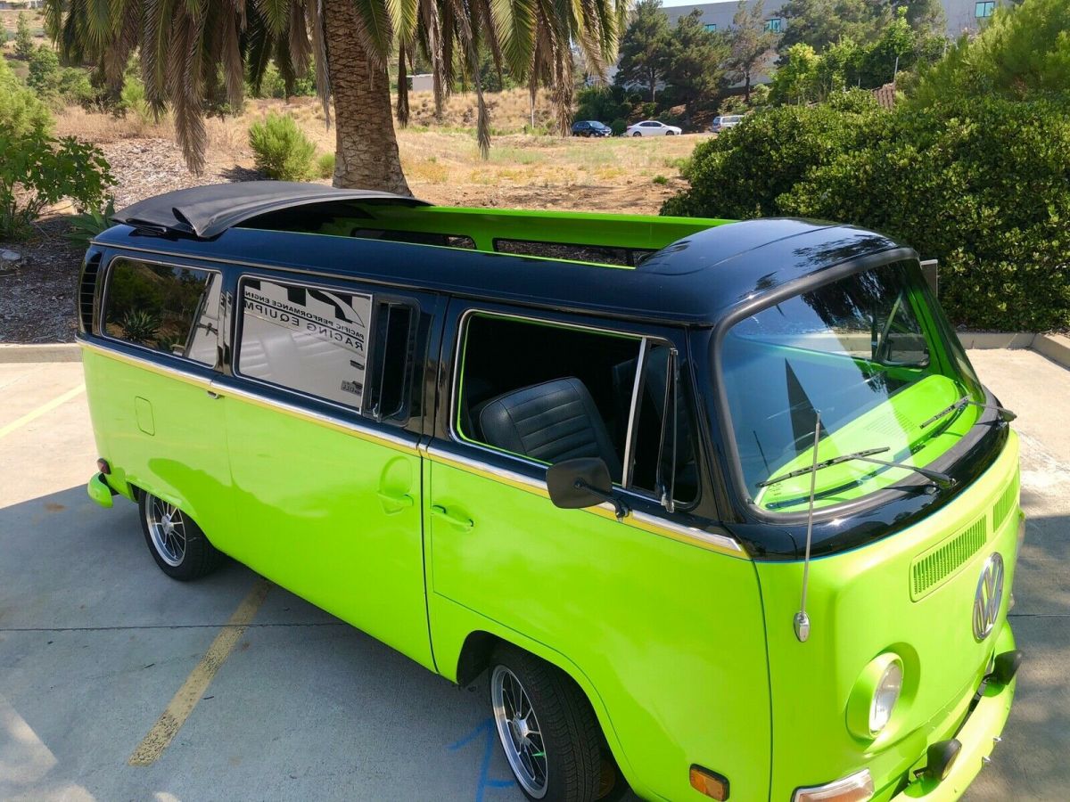 1971 Volkswagen Bus - photo 4