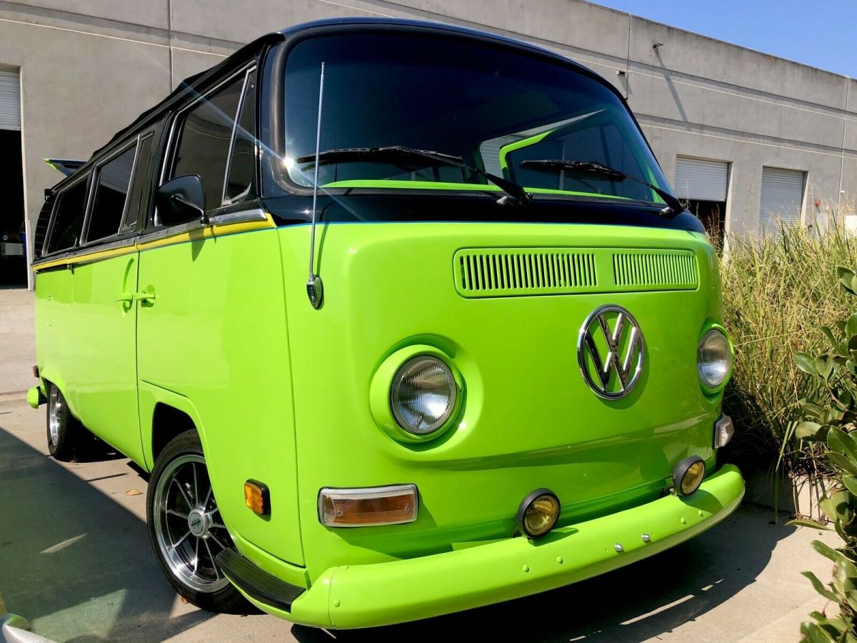 1971 Volkswagen Bus - photo 8