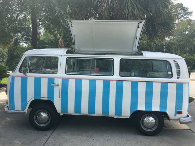 1971 Volkswagen Bus, ice cream truck, food truck, ultimate tailgate bus 1971 Volkswagen Bus/Vanagon