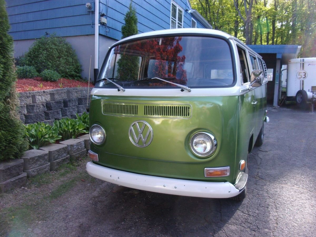 1971 Volkswagen Bus/Vanagon Deluxe