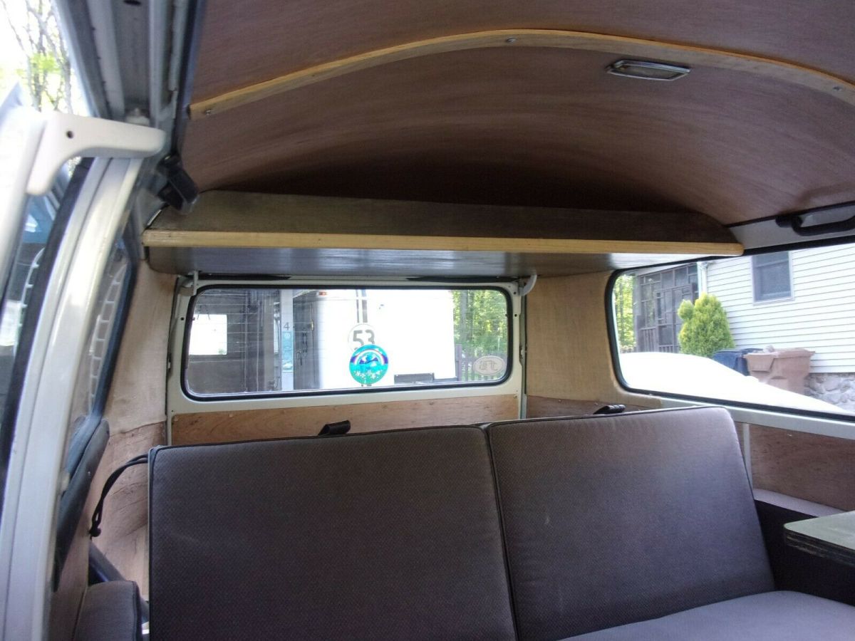 1971 Volkswagen Bus/Vanagon Deluxe - photo 11