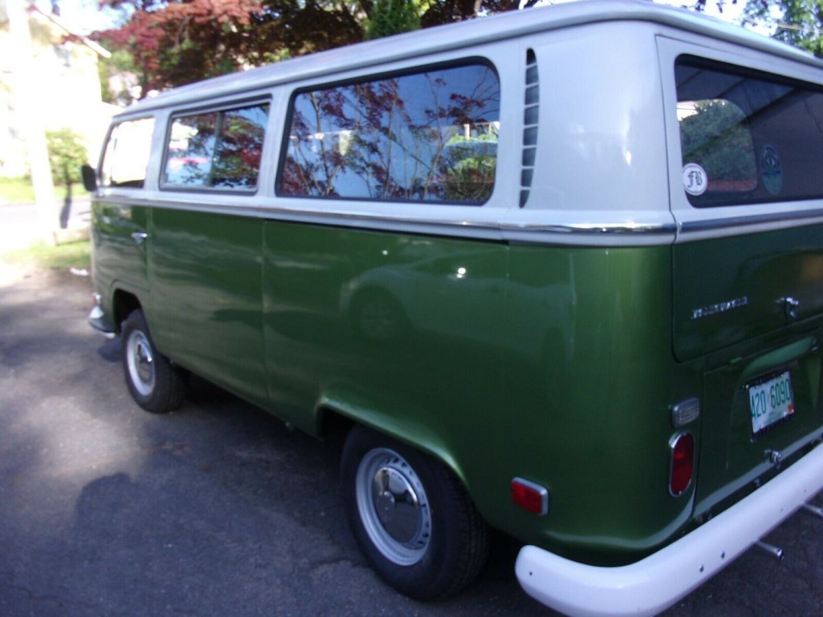 1971 Volkswagen Bus/Vanagon Deluxe - photo 3