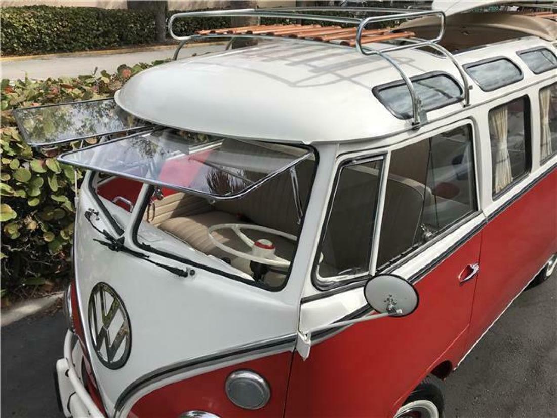 1971 Volkswagen Bus/Vanagon Deluxe Samba - photo 2