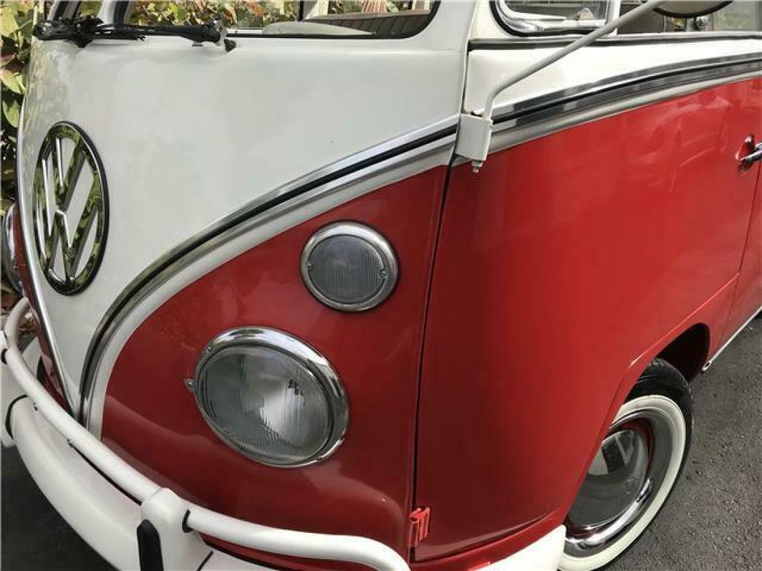 1971 Volkswagen Bus/Vanagon Deluxe Samba - photo 3