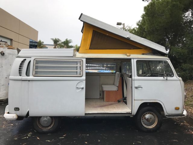 1971 Volkswagen Bus/Westfalia 1971 Volkswagen Bus/Vanagon Westfalia