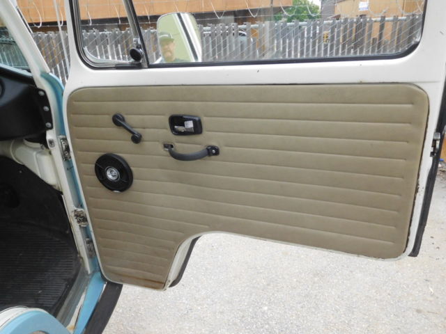 1971 Volkswagen Bus/Vanagon blue/white - photo 12