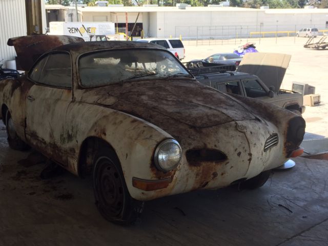 1971 Volkswagen Karmann Ghia 2 door - photo 2