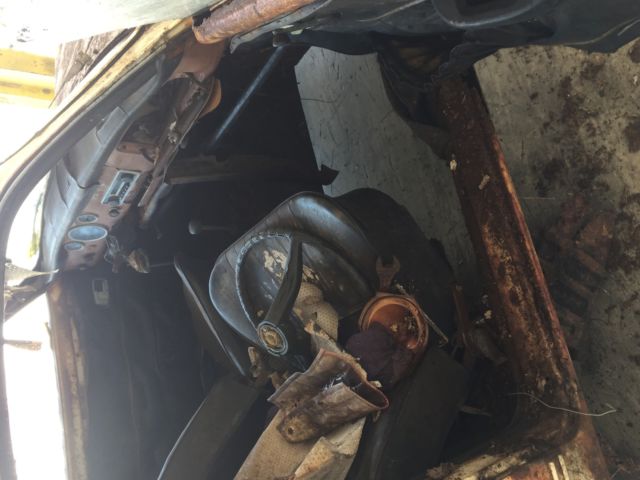 1971 Volkswagen Karmann Ghia 2 door - photo 7
