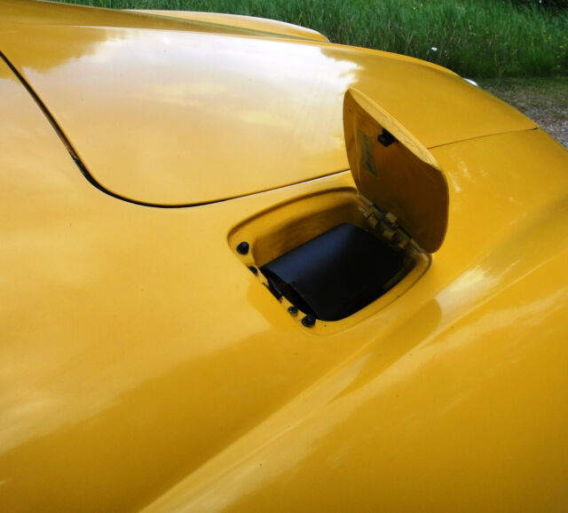 1971 Volkswagen Karmann Ghia -- - photo 11