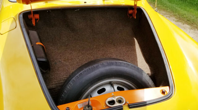 1971 Volkswagen Karmann Ghia -- - photo 5